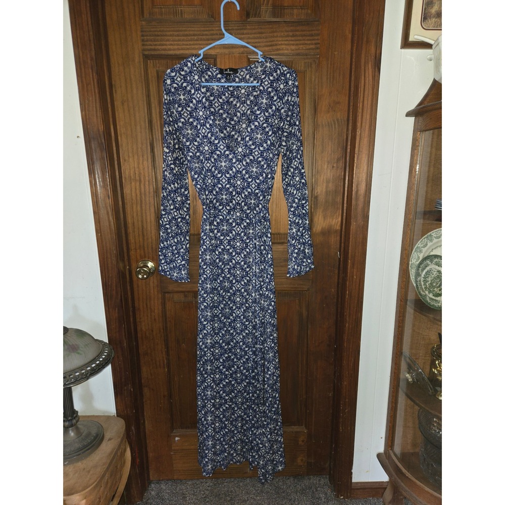 Lulus Blue White Medallion Print Long Sleeve V-Neck Maxi Dress double Side Slit